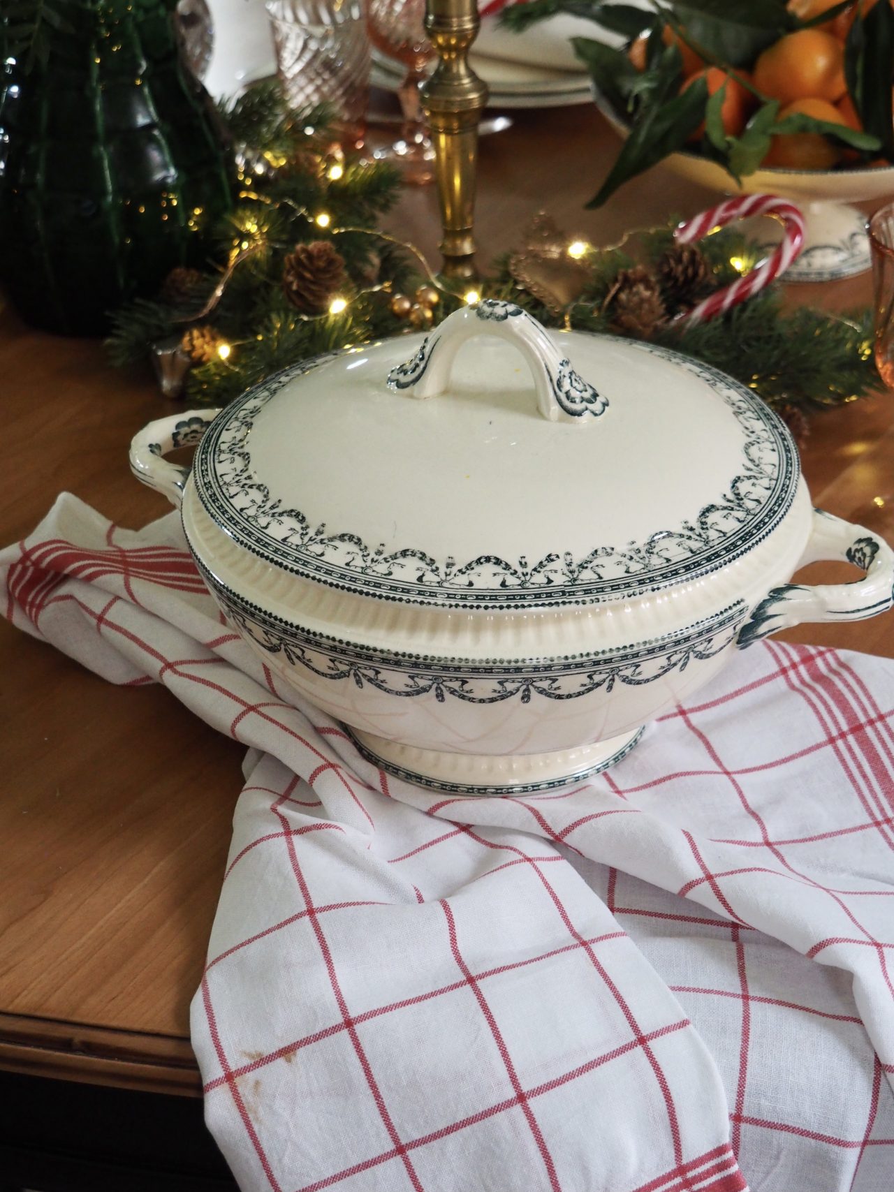 Soupière Guirlandes Louis XVI