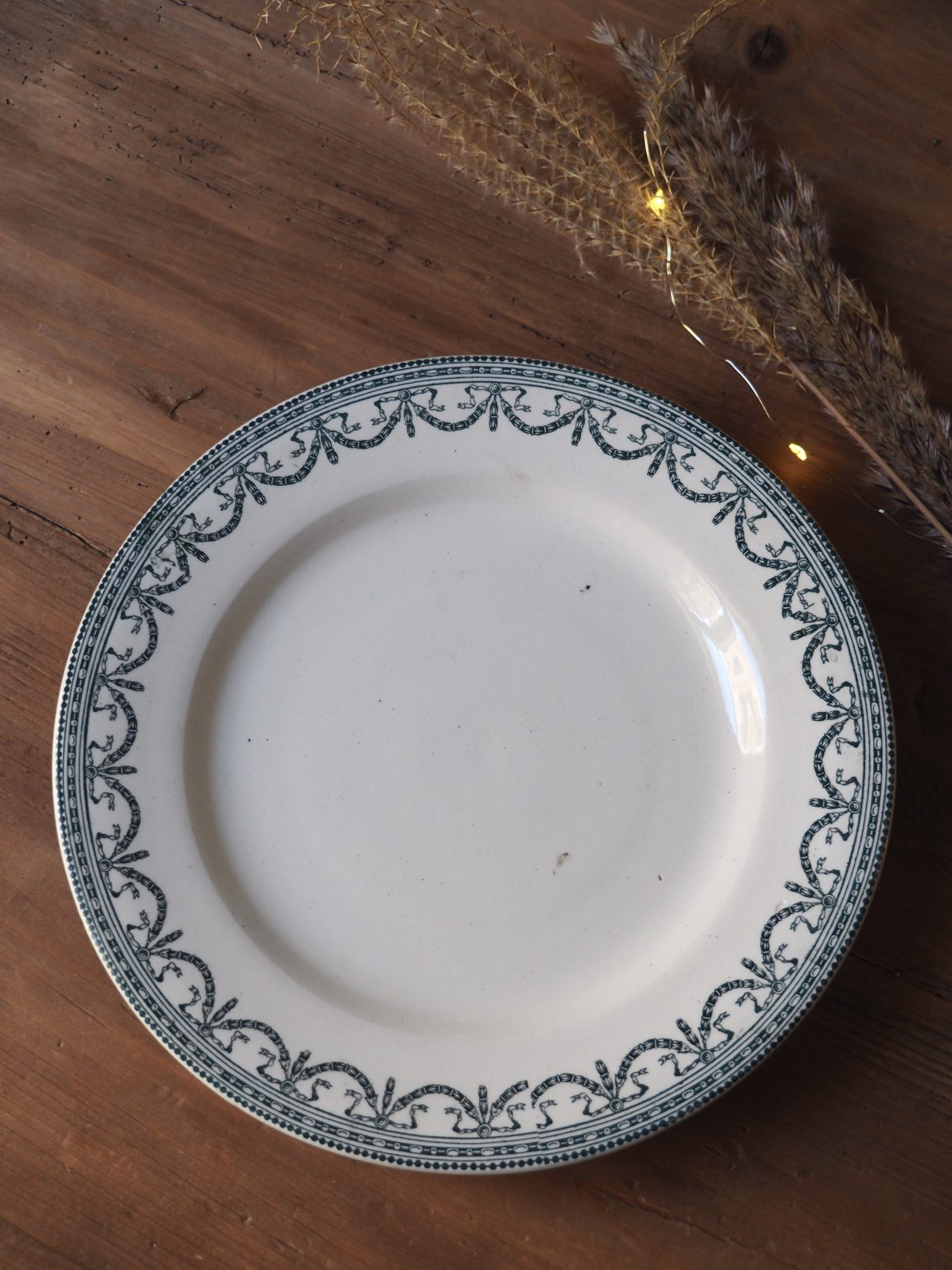 Assiette piedouche Guirlandes Louis XVI