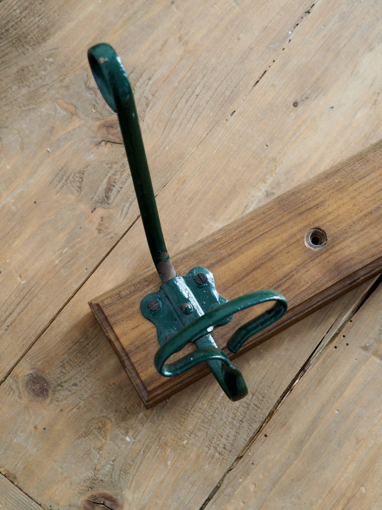 MaisonBoisDeRose porte manteau trois patères5