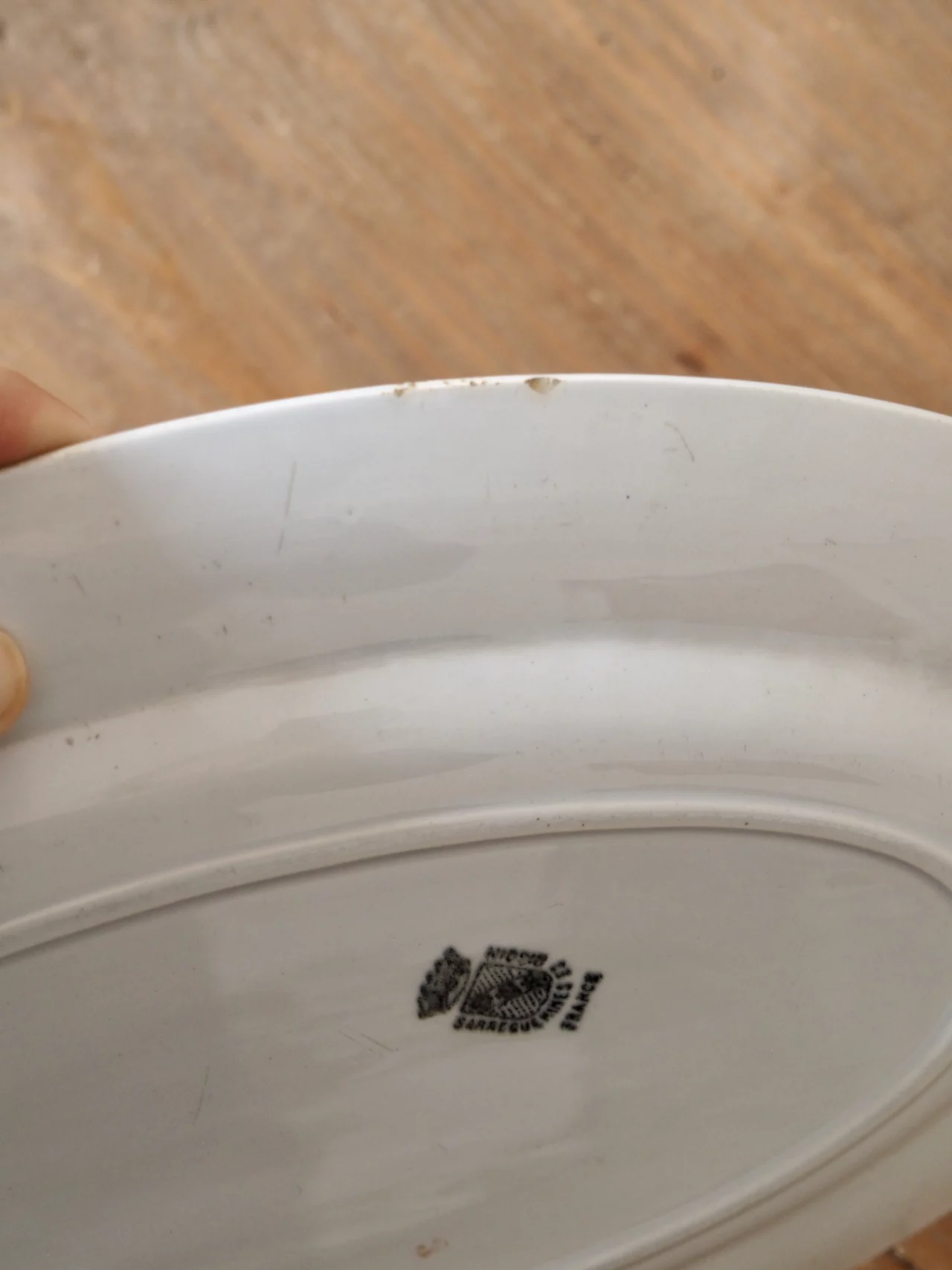 MaisonBoisDeRose plat ovale Blanc et Or Sarreguemines Digoin12