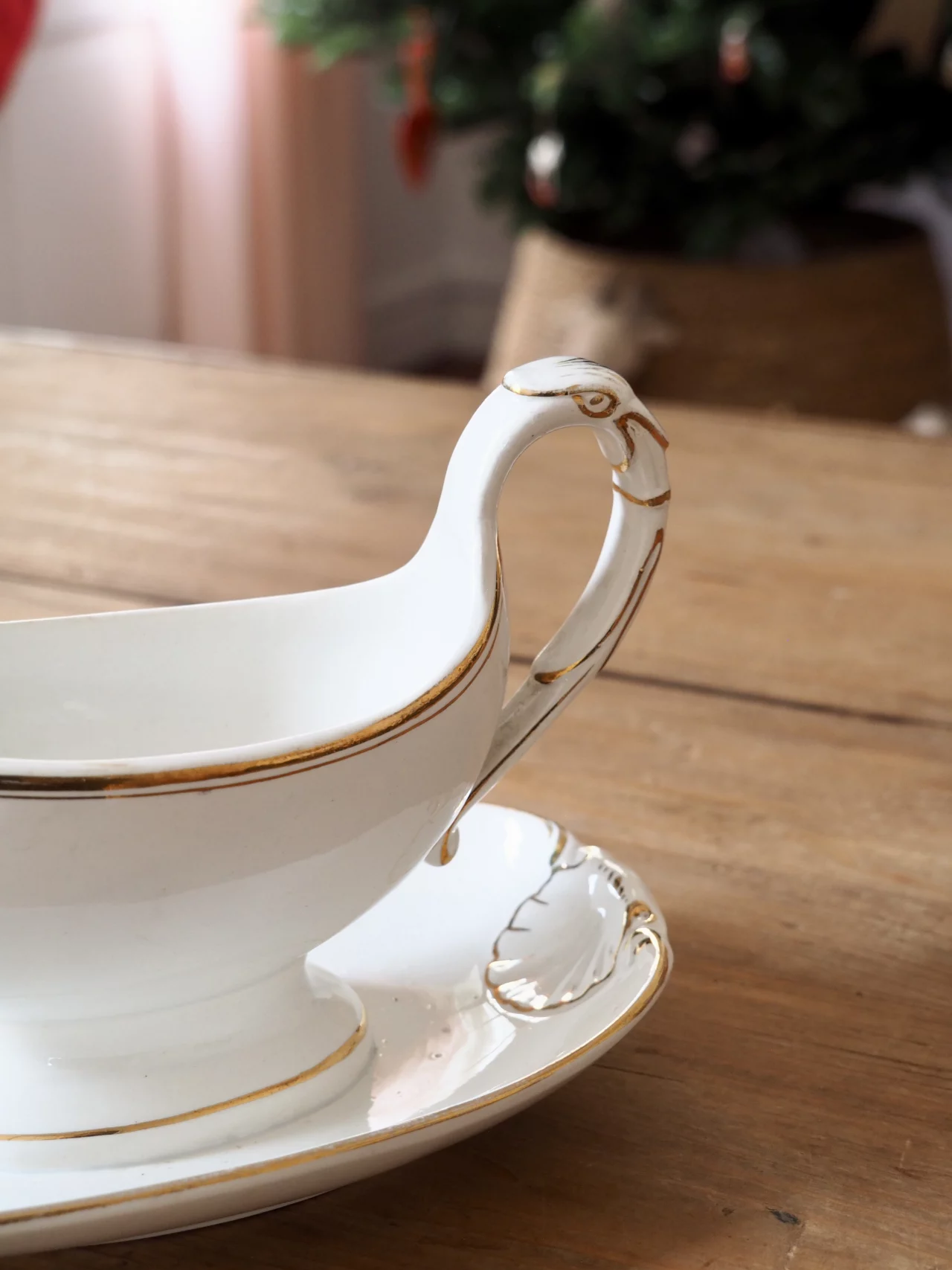 MaisonBoisDeRose plat ovale Blanc et Or Sarreguemines Digoin17