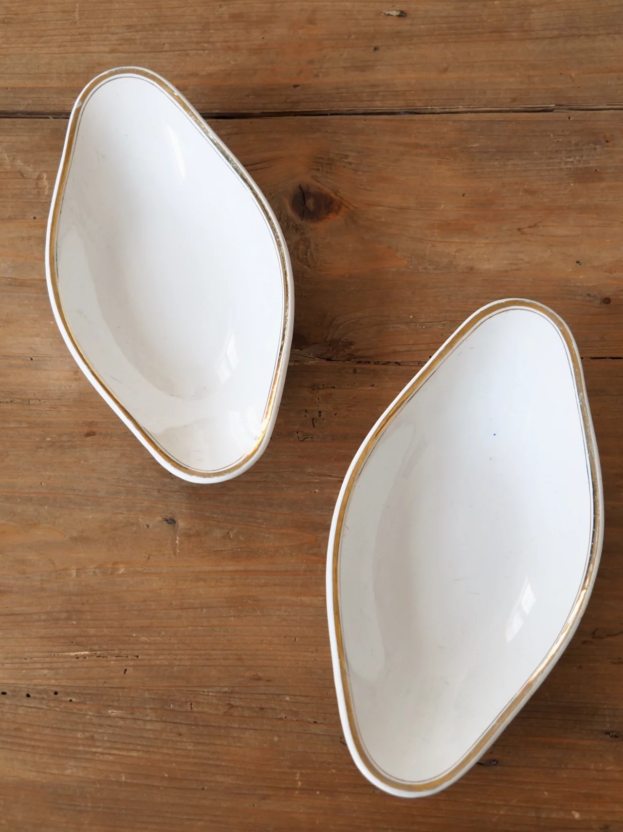 MaisonBoisDeRose plat ovale Blanc et Or Sarreguemines Digoin5