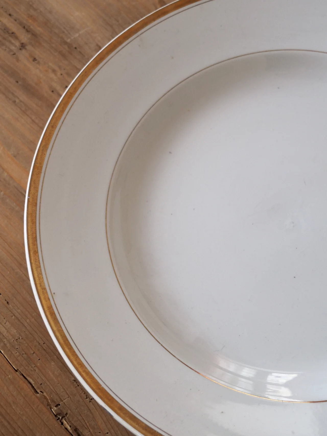 MaisonBoisDeRose plat rond Blanc et Or Sarreguemines Digoin7