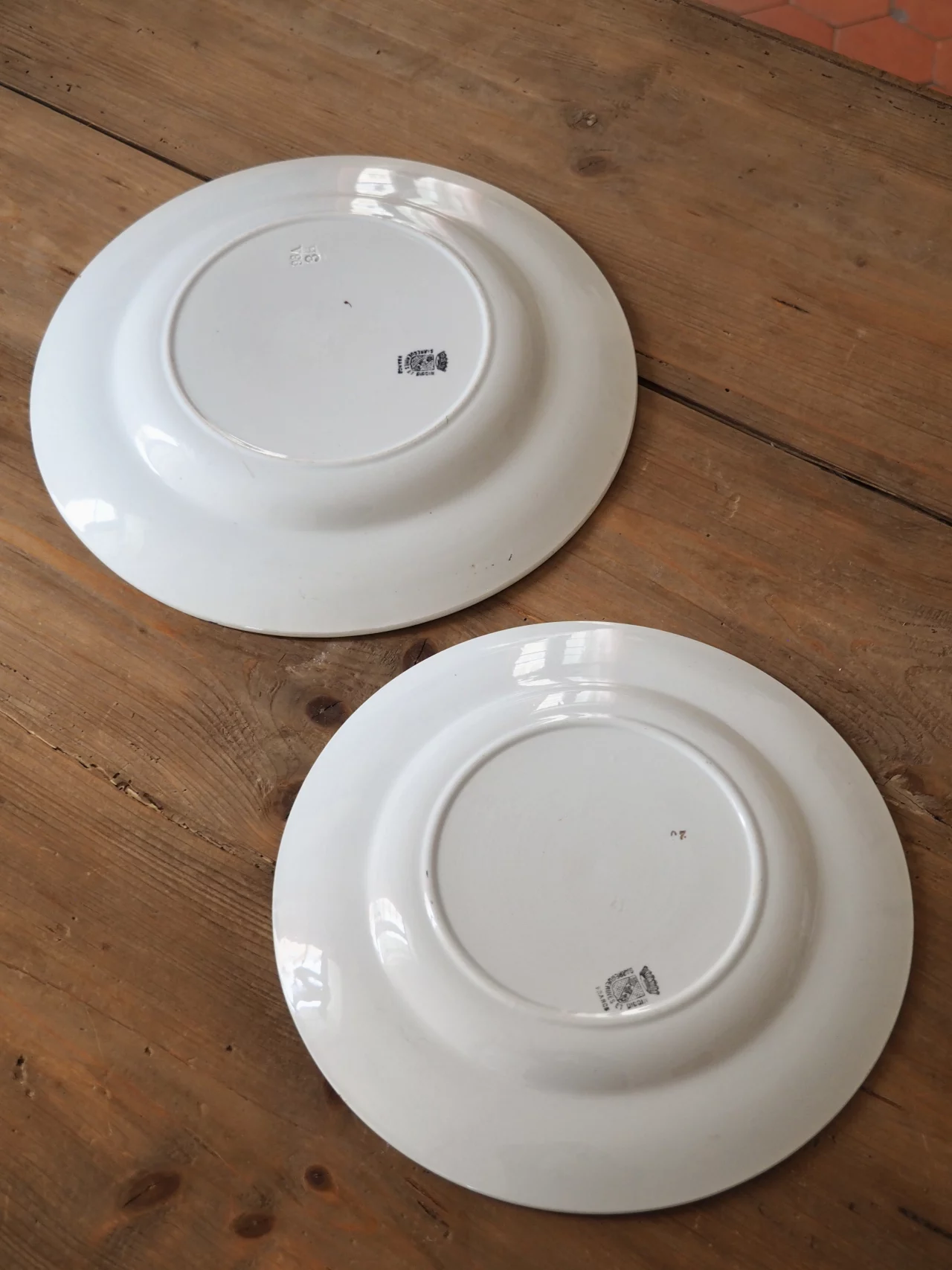 MaisonBoisDeRose plat rond Blanc et Or Sarreguemines Digoin8