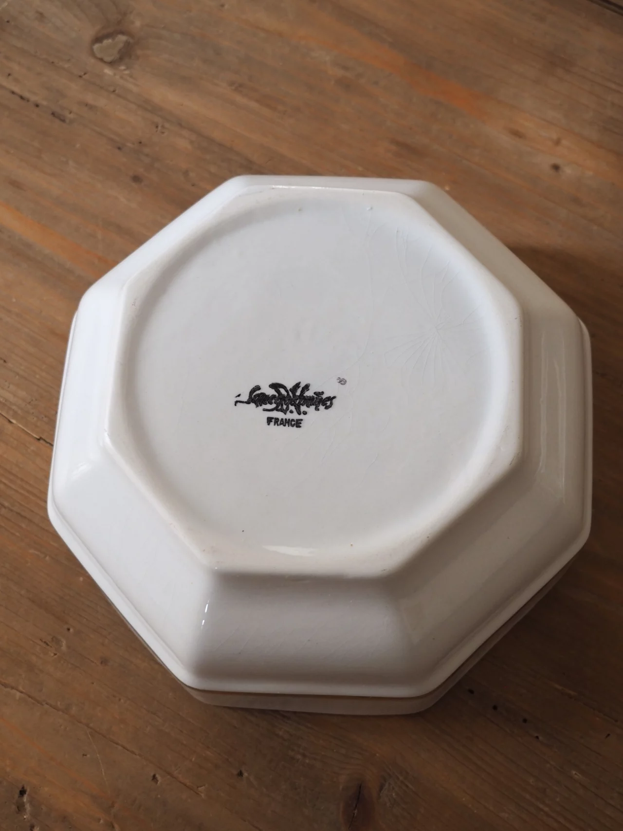 MaisonBoisDeRose saladier octogonal Blanc et Or Sarreguemines Digoin3