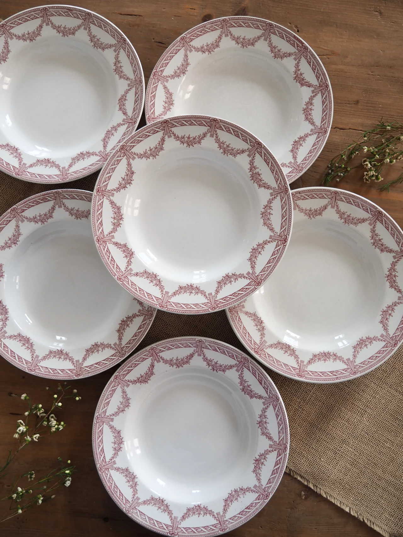 Assiettes creuses Empire