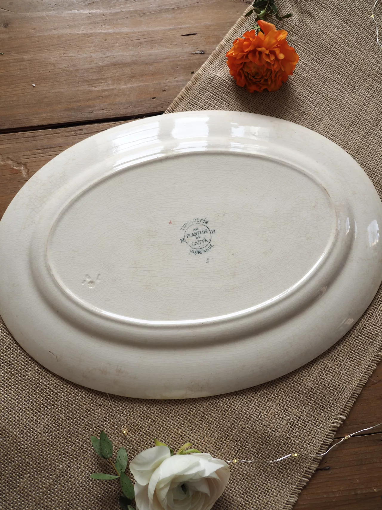 Plat oval 27x37 cm Guirlandes Au planteur de Caïffa